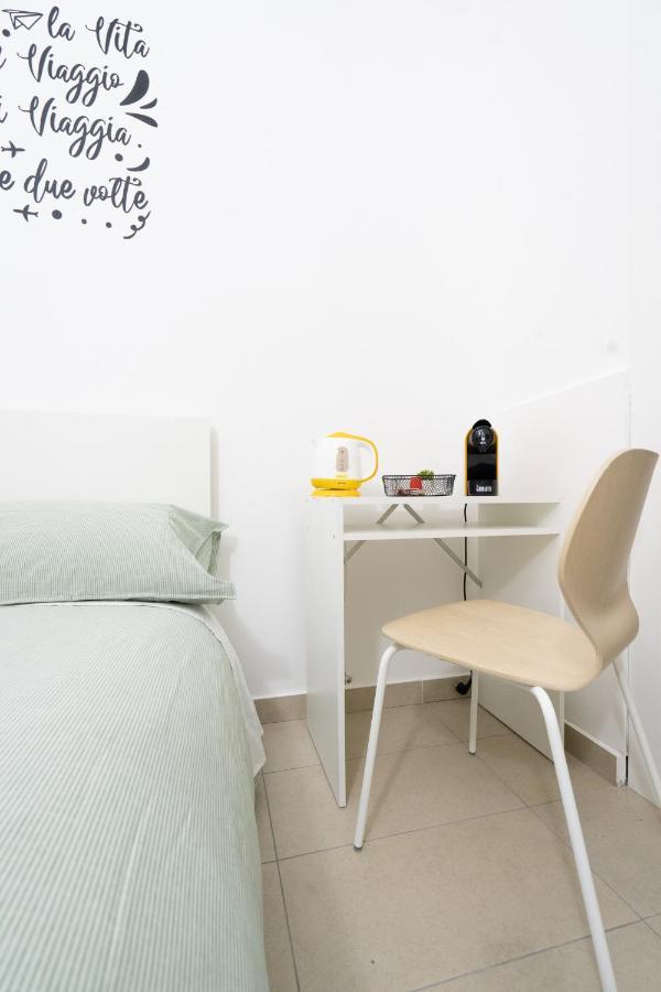 Be Happy Rooms Катанія Екстер'єр фото