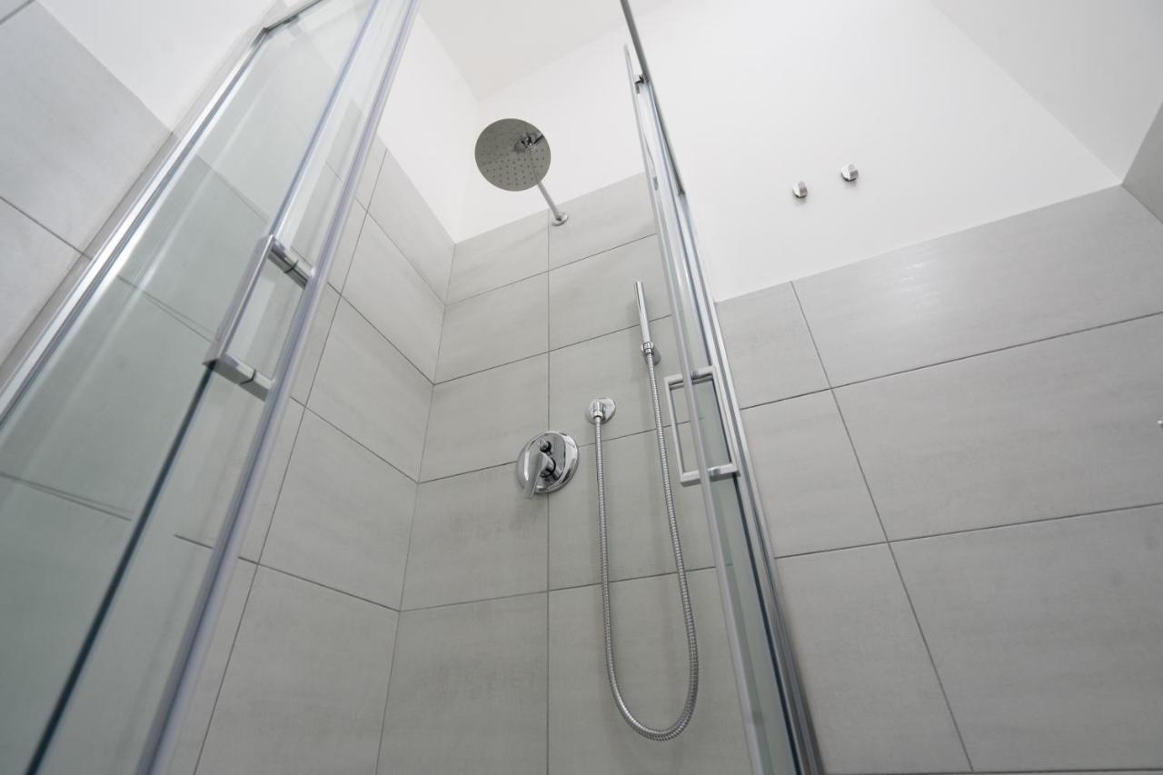 Be Happy Rooms Катанія Екстер'єр фото
