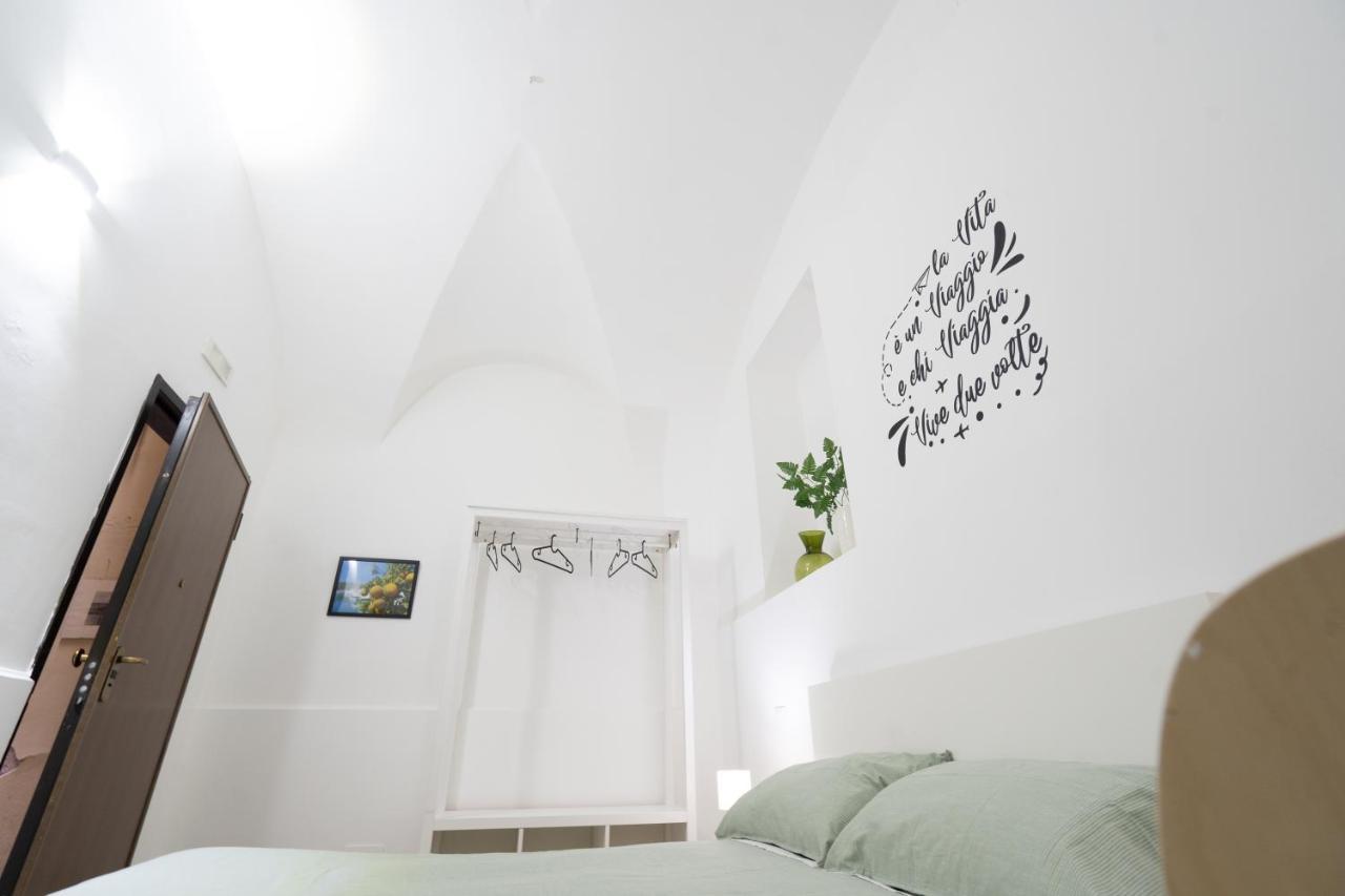 Be Happy Rooms Катанія Екстер'єр фото